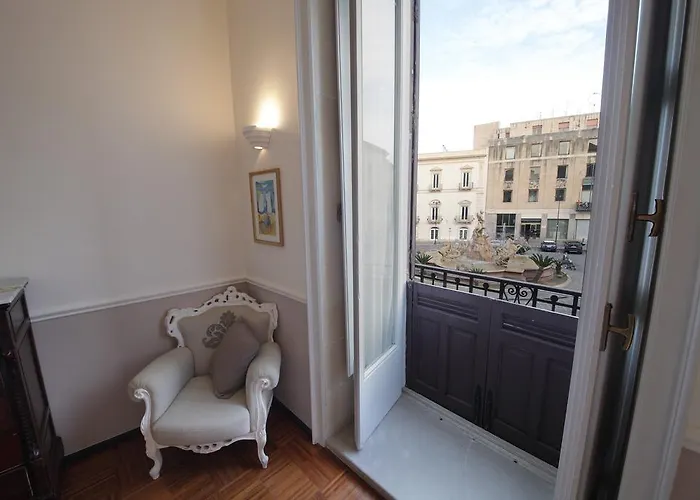 לינה וארוחת בוקר Five