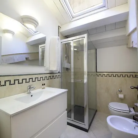 Bed & Breakfast Five Syracuse