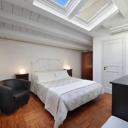 Bed and breakfast Five