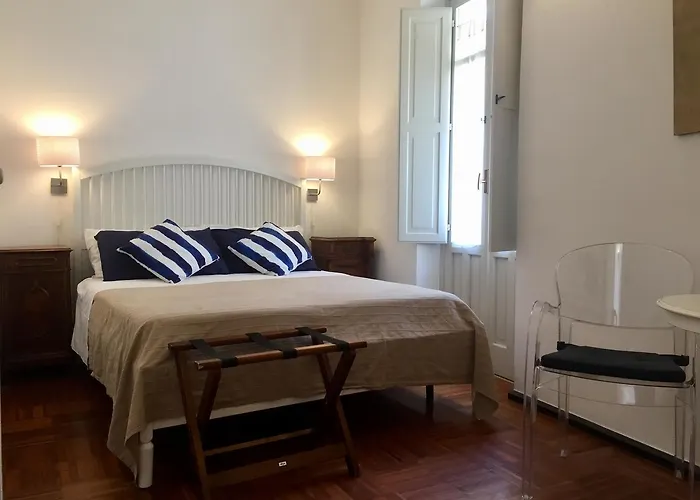 Five Bed & Breakfast 4*